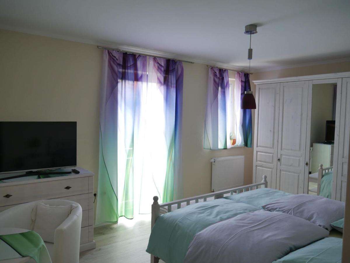Homestay Ferienzimmer Weltenbummler,rheinsberg *